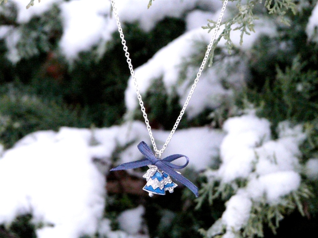 Collier Gavroche, La Cloche