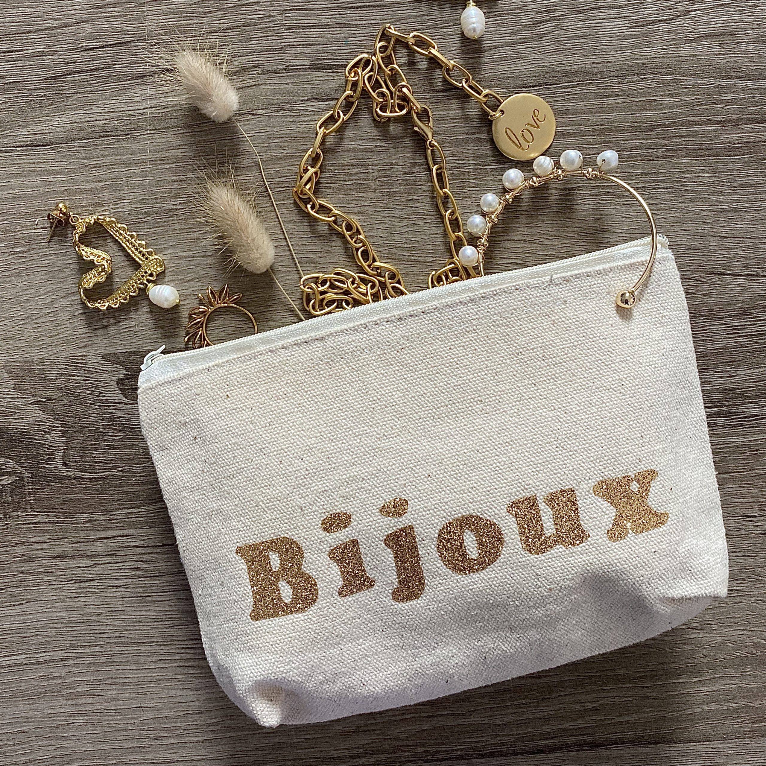 5CDF8990-EE01-4A19-8D56-4A76CF20D187