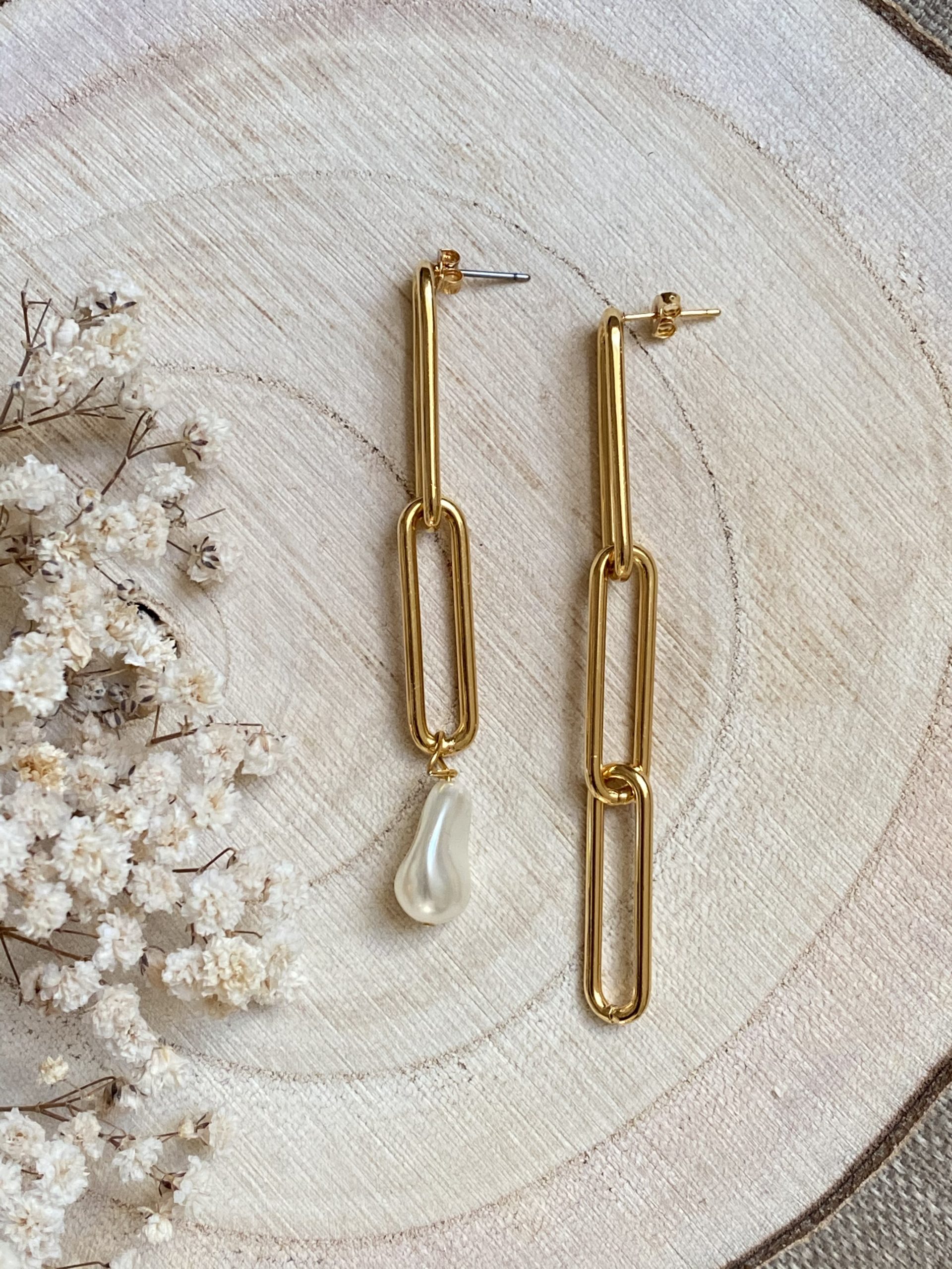 DECF1A70-C101-48D5-A95A-E5BB605DDFDE