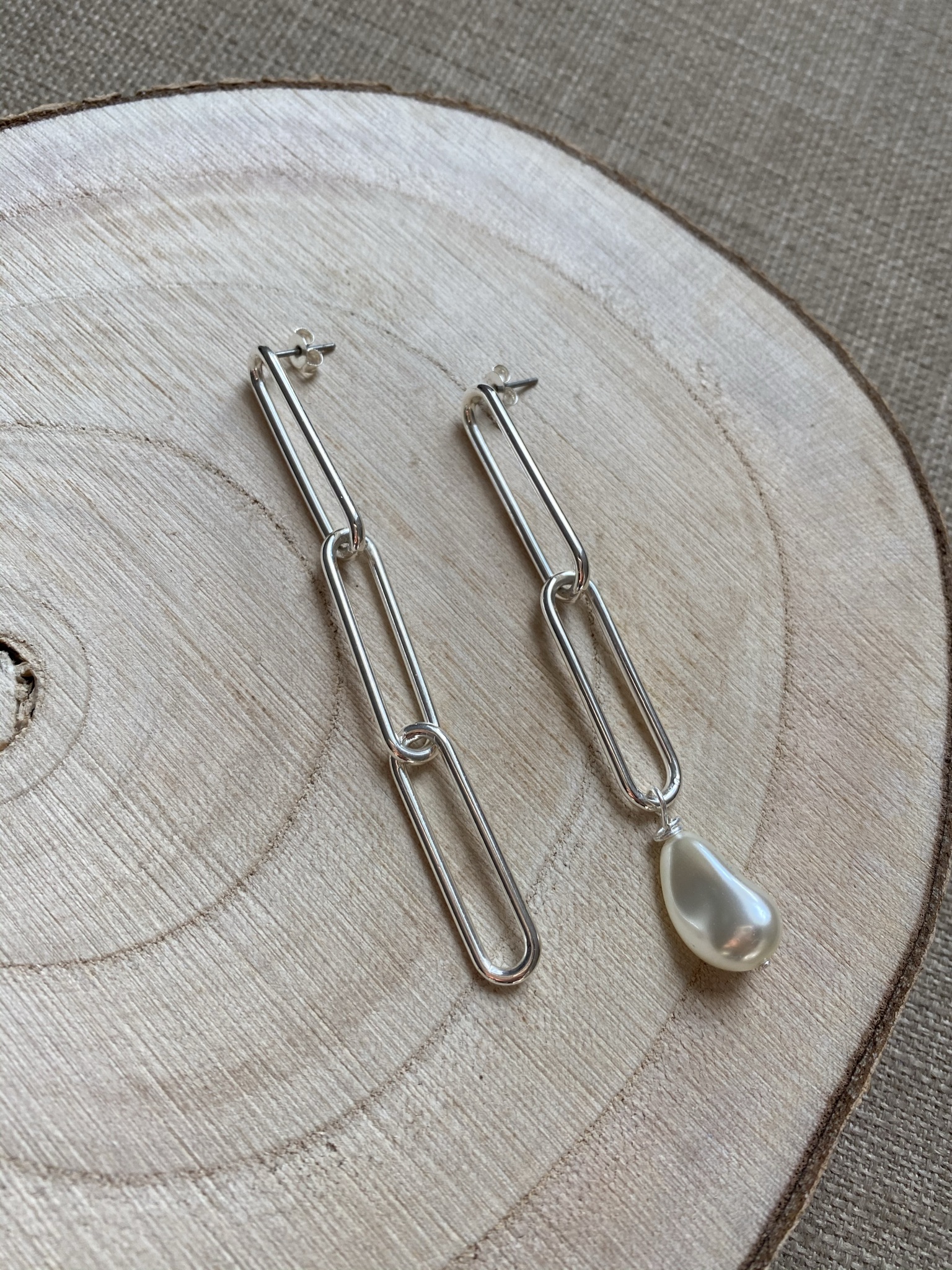 5447867B-EC6B-4341-B1FC-E0A3C5A8E526