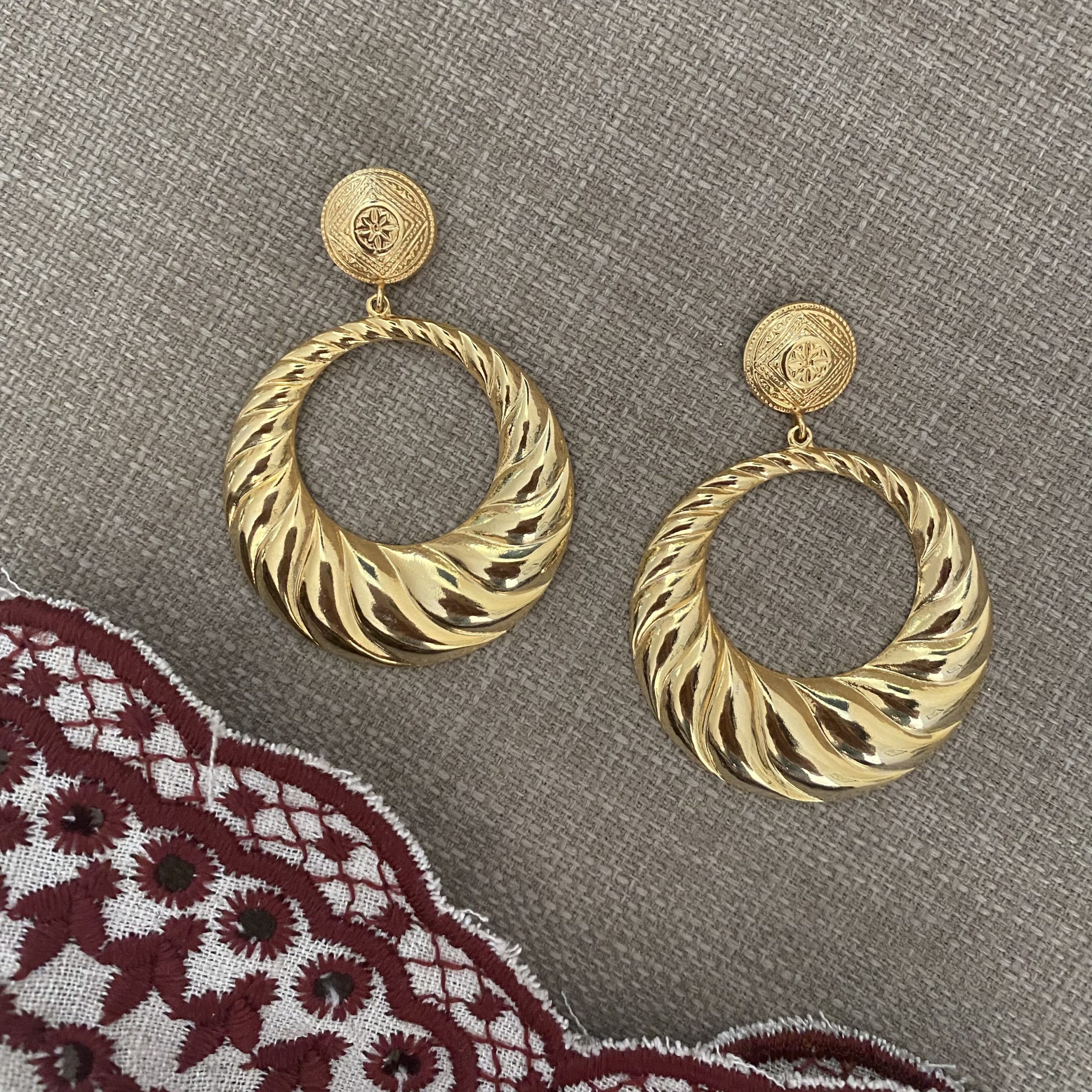 C3FDB090-7273-457F-BAEA-C4685E157449