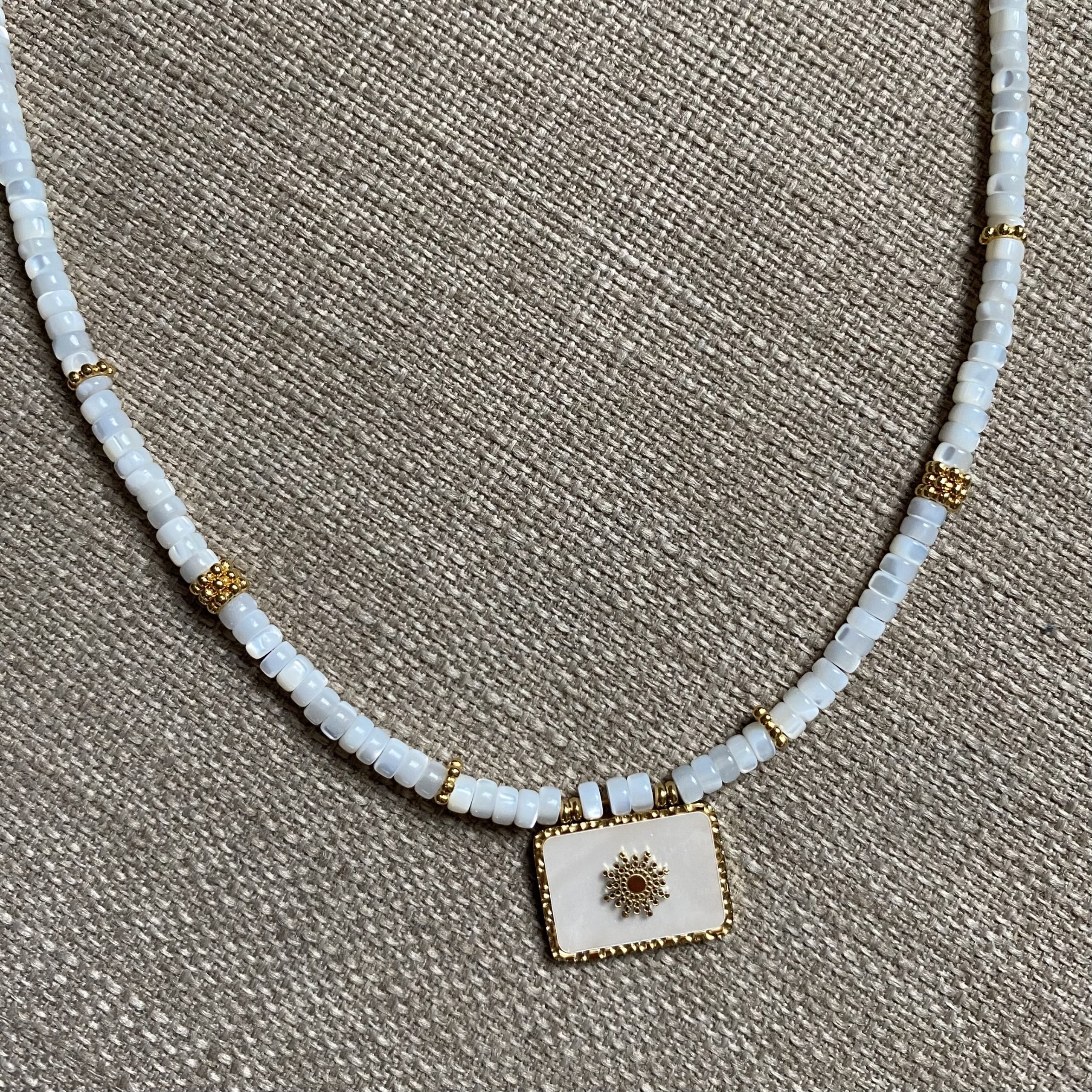 Collier locket Clearance